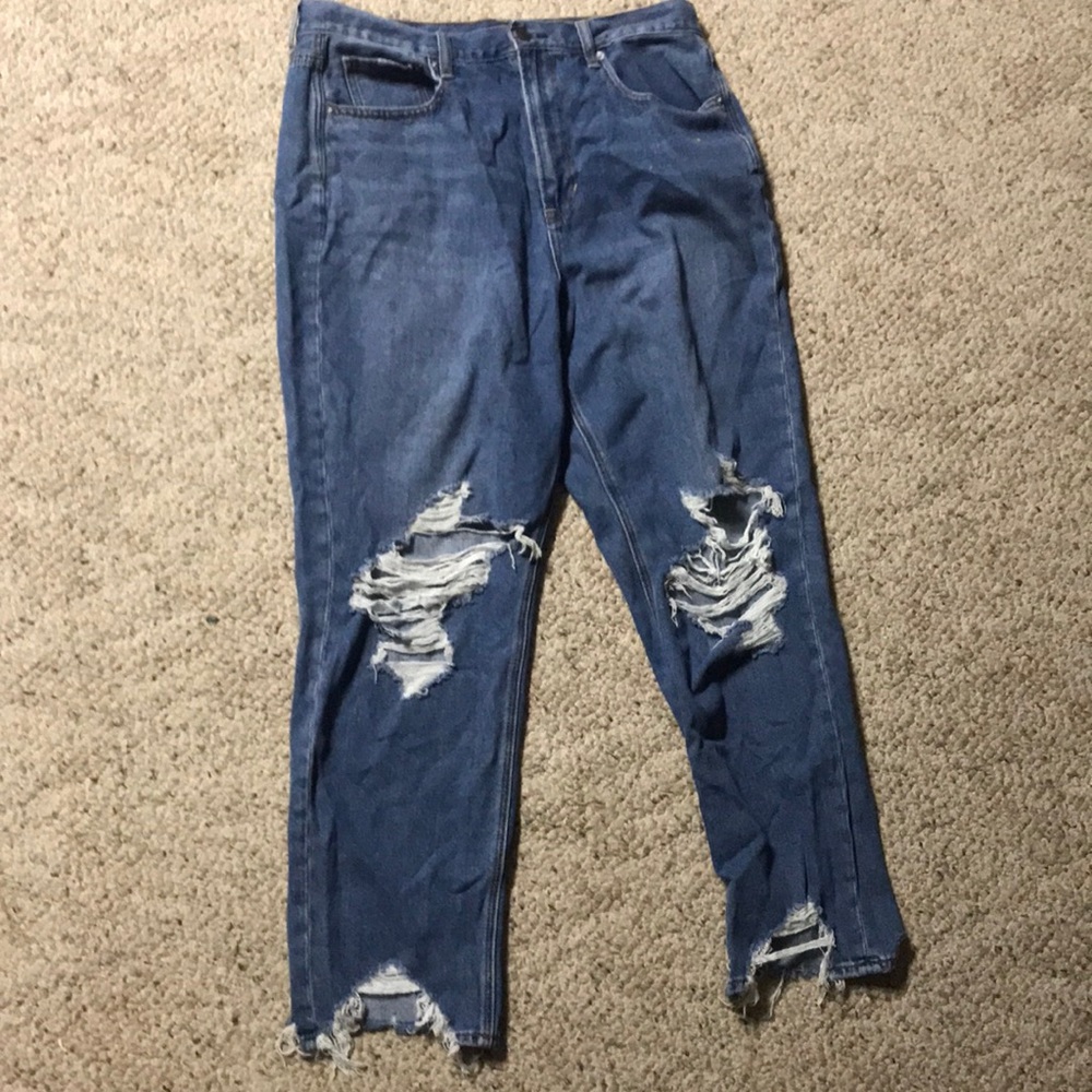 American eagle mom jean